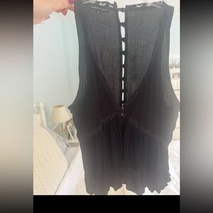 PAC sun black tank top